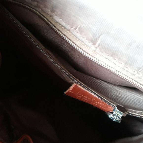 B.Angel 'New World Map' Brown Leather Backpack - Picture 8 of 9